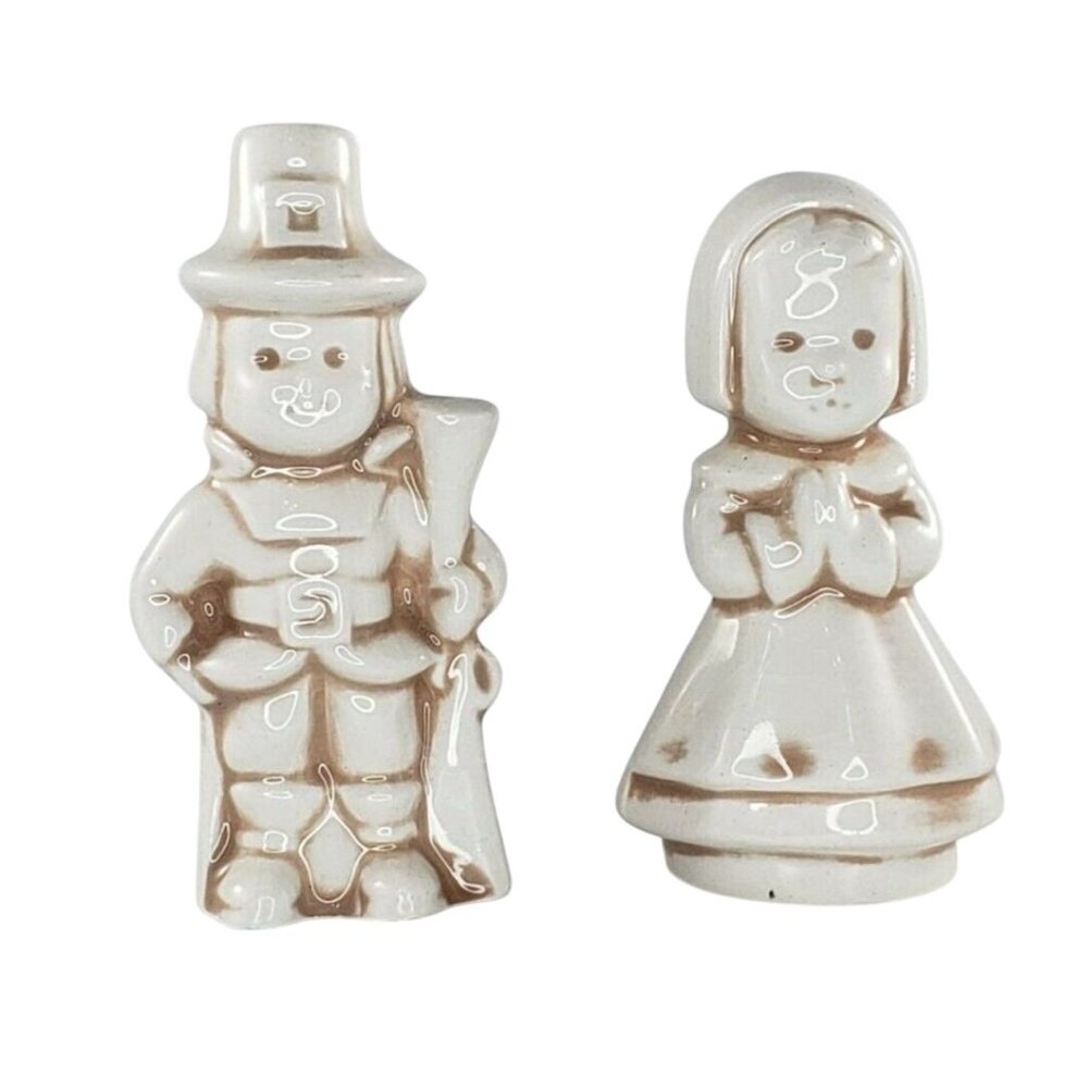 Vintage Pilgrim Couple Miniature Figurines Signed Thanksgiving Fall Decor